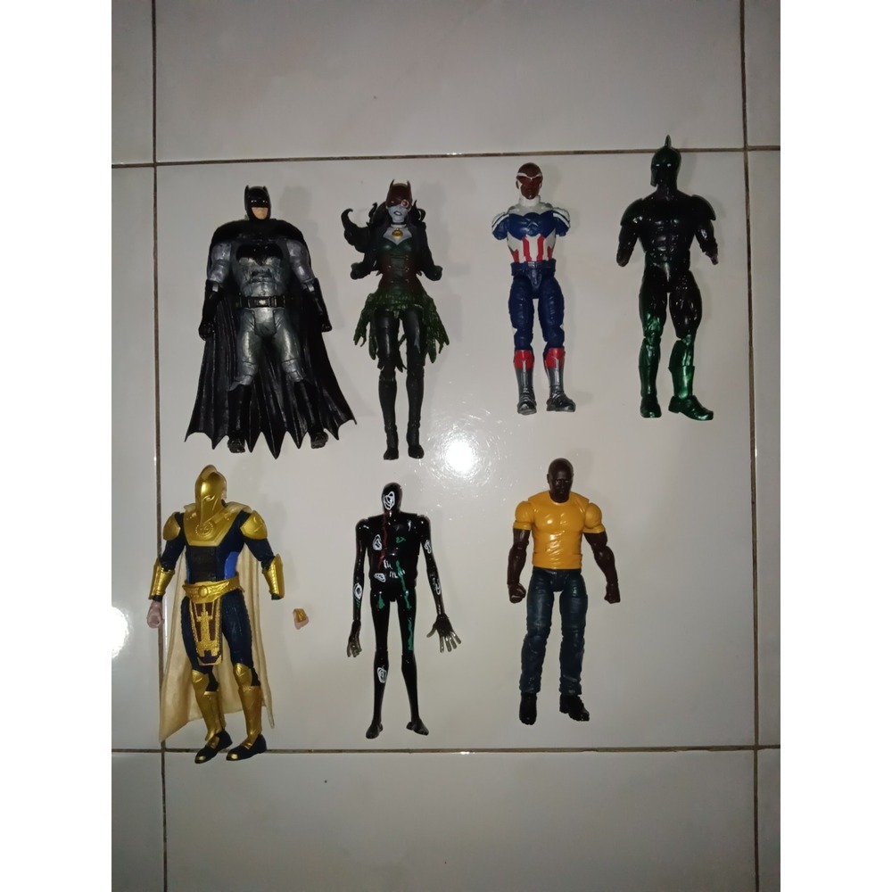 Mixed Universe Action Figure Fodder Customizer Lot 5"-7" Scale 7 Figure Lot